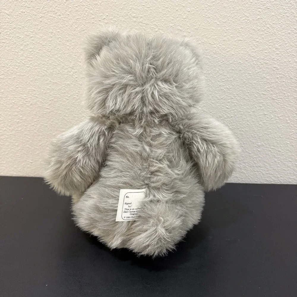 Vintage 1984 Deri Cartier Signed Limited Edition Artist Bear 
